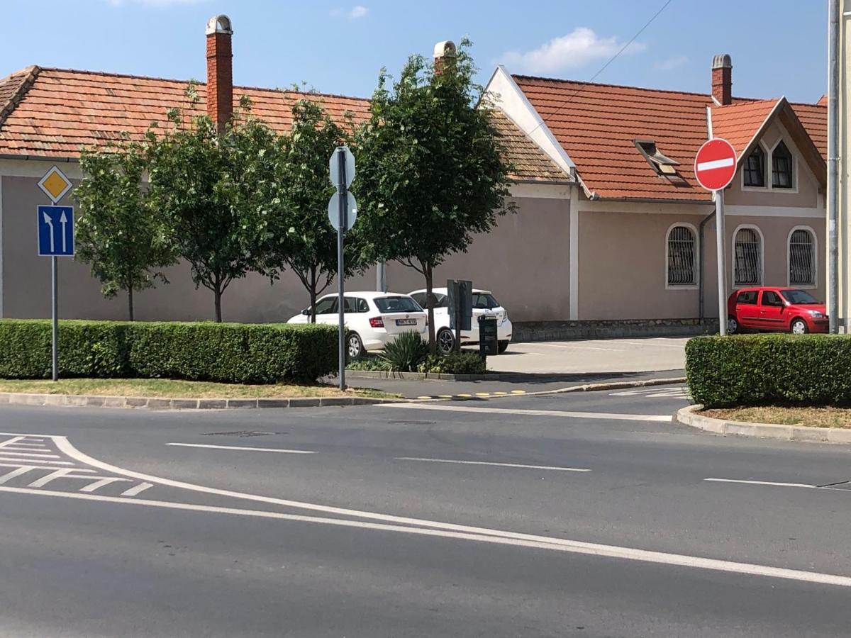 Apartman Tapolca Belvaros Экстерьер фото